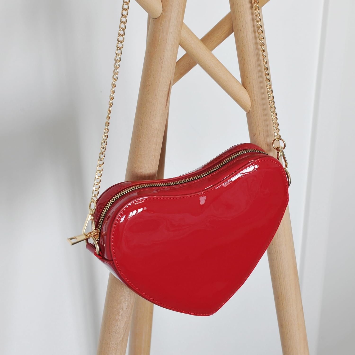 image:imageHeart Women Shoulder Bag Glossy Vegan Leather Chain Cross Body Bag Cosplay PurseRed
